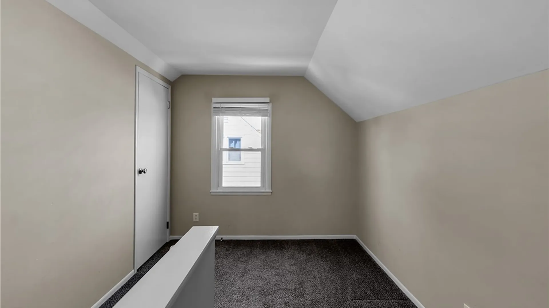 Property at 3006 Eggert Road, Tonawanda, NY 14150 28