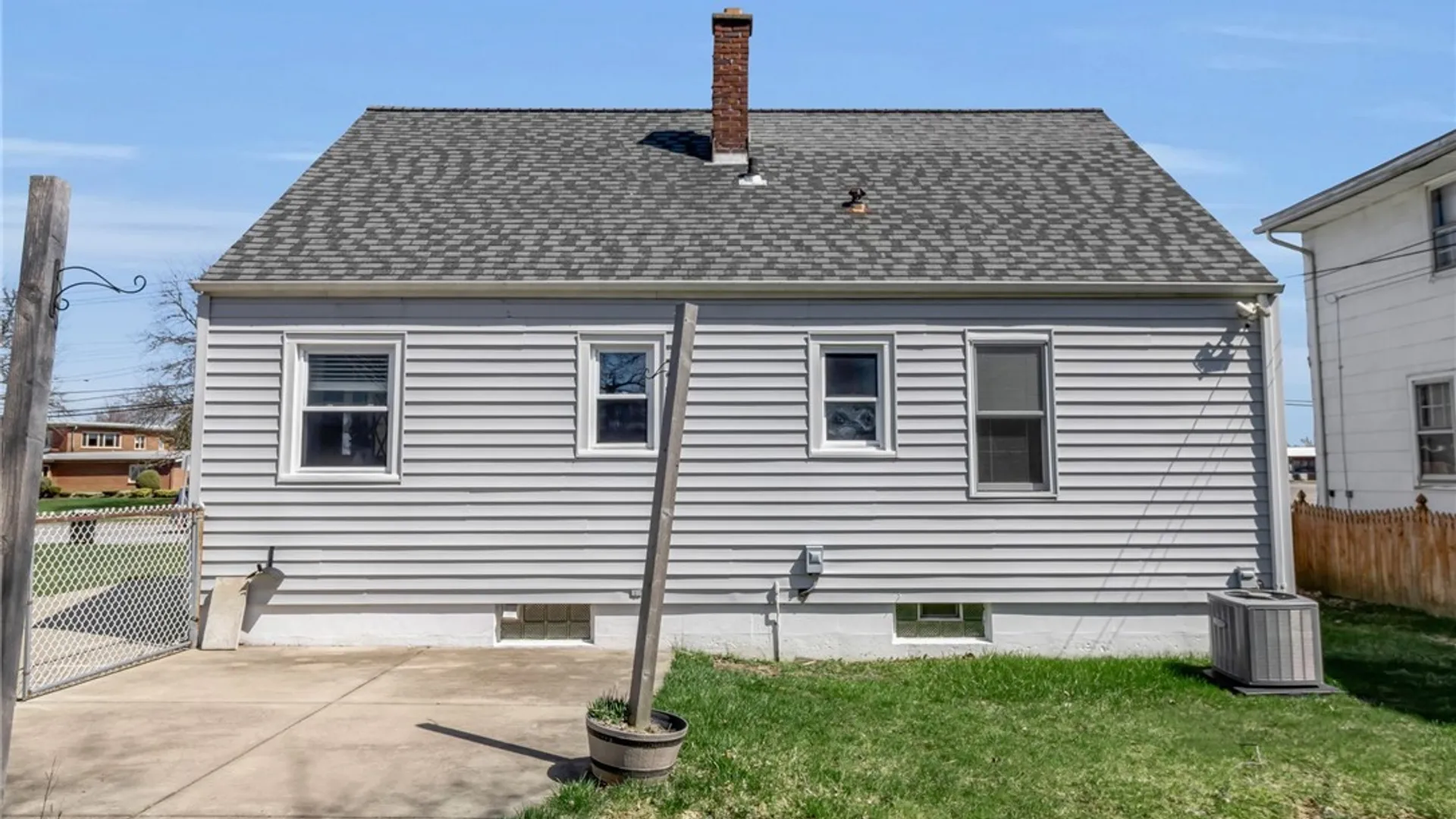 Property at 3006 Eggert Road, Tonawanda, NY 14150 40