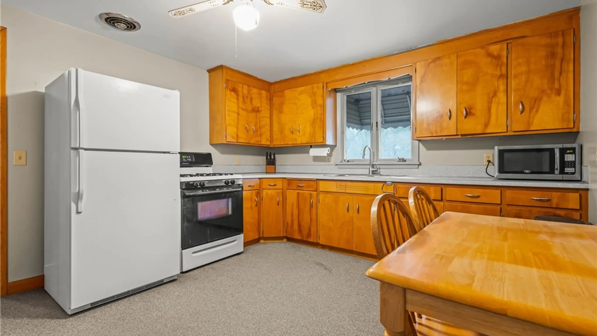 Property at 180 Clinton Street, Bennington, NY 14037 9