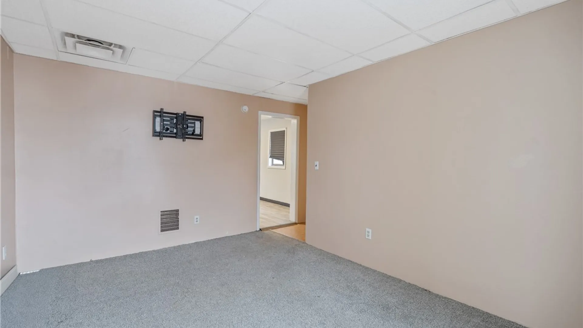 Property at 103 7th Street, Oswego, NY 13126 3