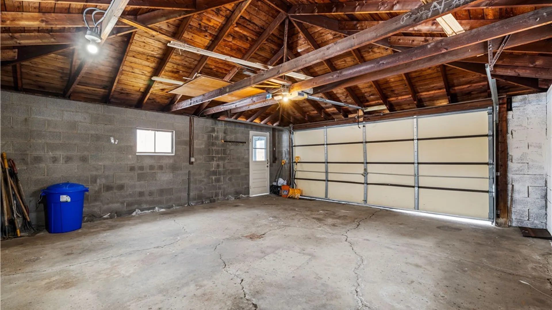 Property at 133 Halstead Avenue, Cheektowaga, NY 14212 15