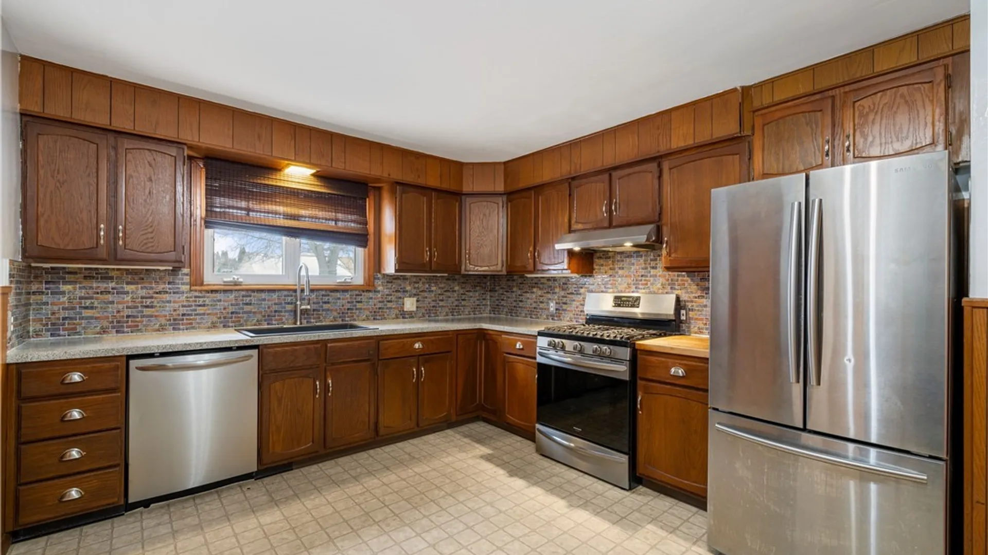 Property at 133 Halstead Avenue, Cheektowaga, NY 14212 4