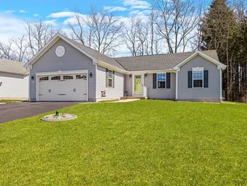 Property at 8577 Cobalt Drive, Cicero, NY 13039