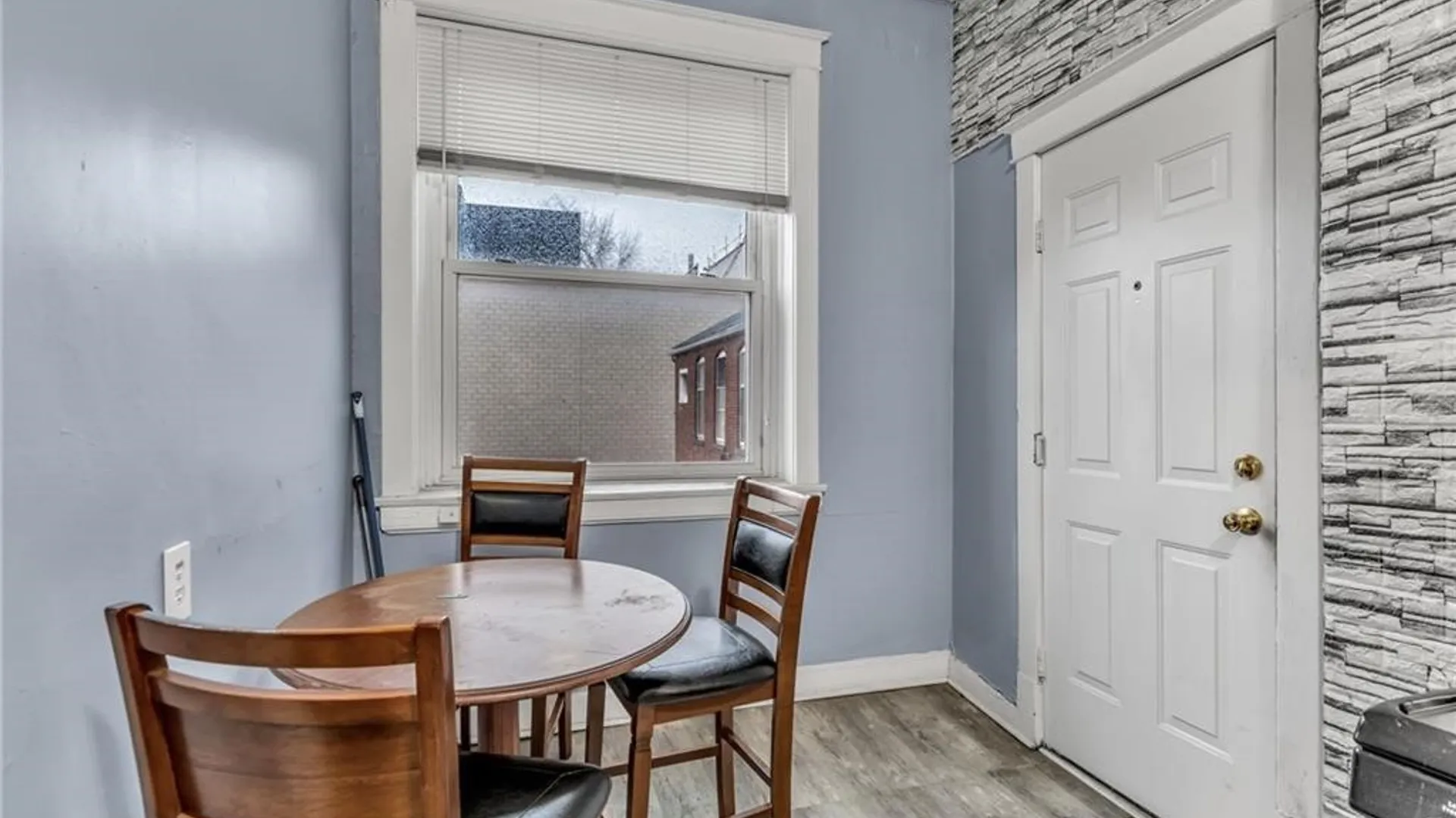 Property at 946 Main, Unit 1 Street, Buffalo, NY 14202 3