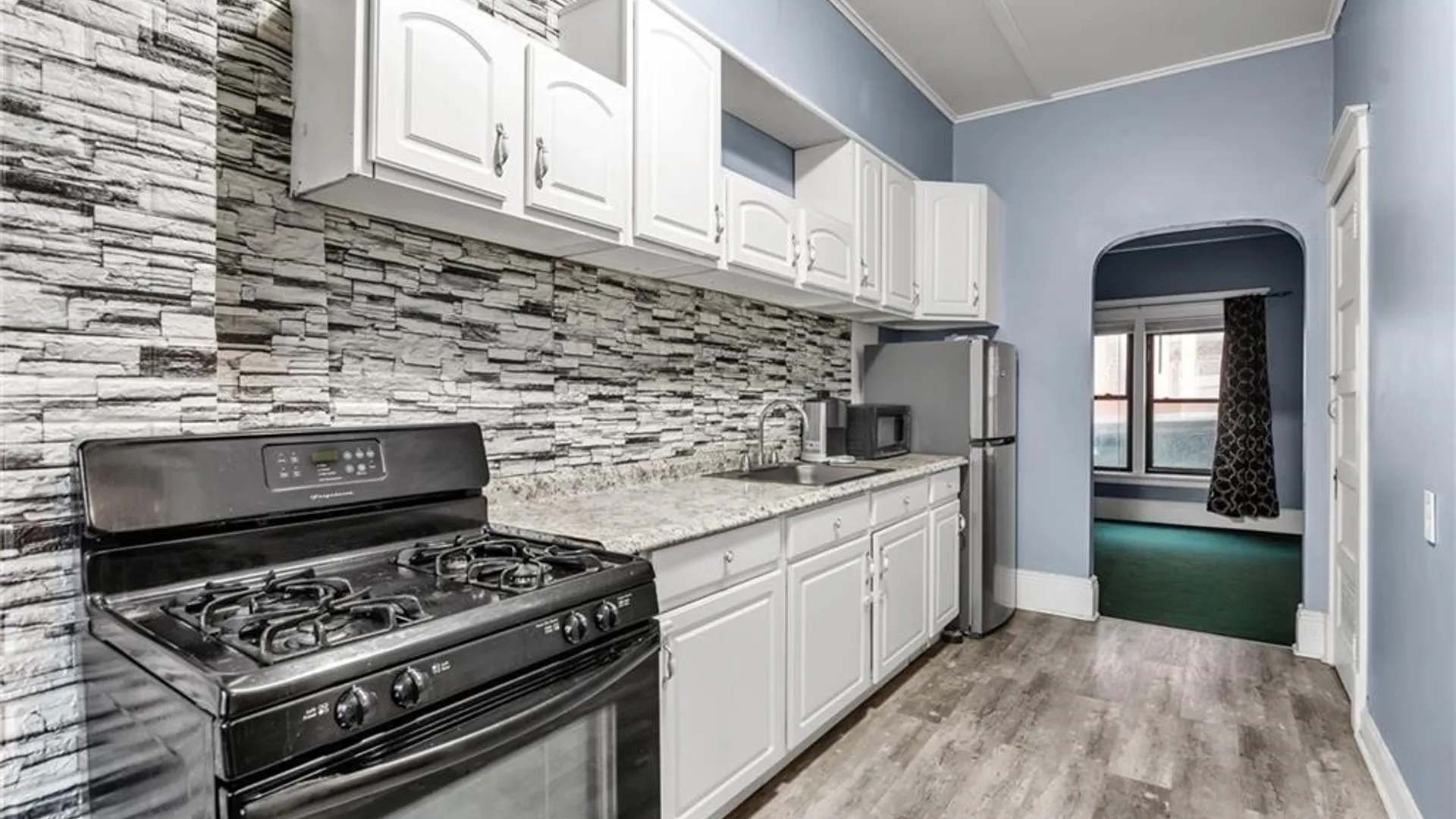 Property at 946 Main, Unit 1 Street, Buffalo, NY 14202 4