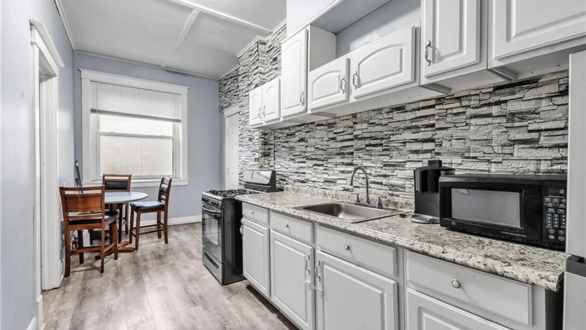 Property at 946 Main, Unit 1 Street, Buffalo, NY 14202 8