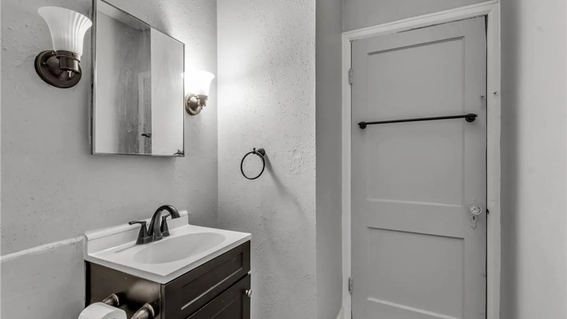 Property at 946 Main, Unit 3 Street, Buffalo, NY 14202 16