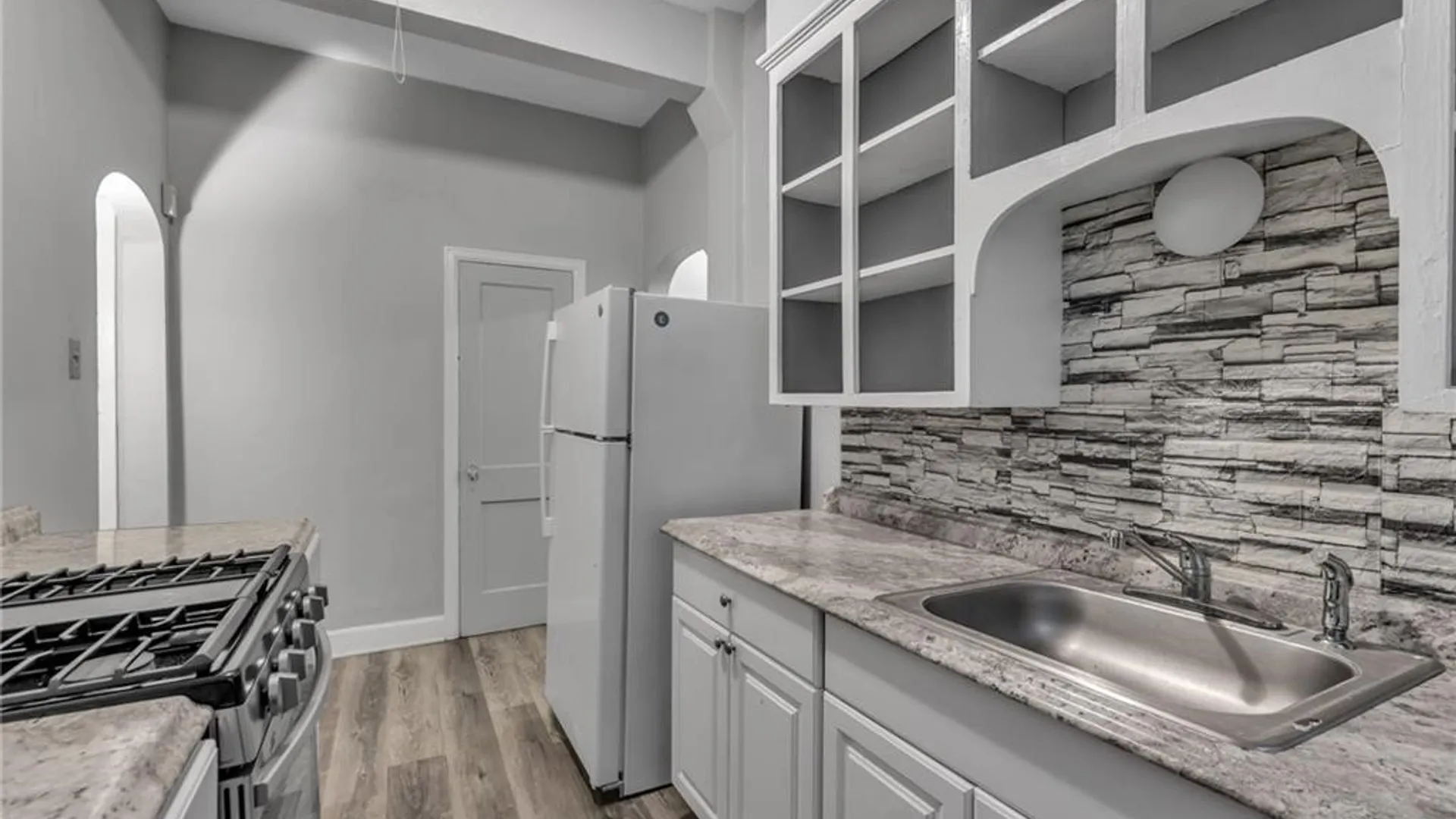 Property at 946 Main, Unit 3 Street, Buffalo, NY 14202 6