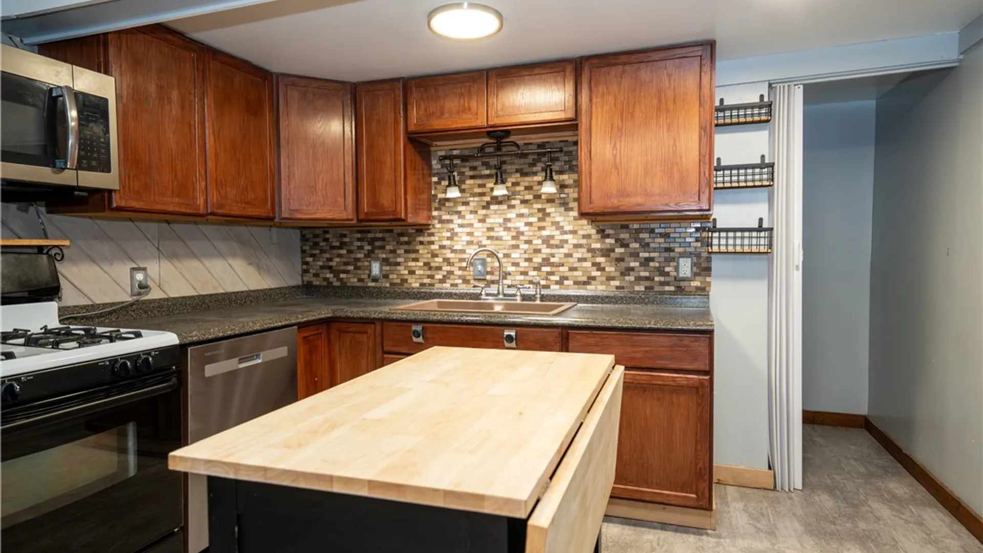 Property at 29 York Street, Evans, NY 14006 11