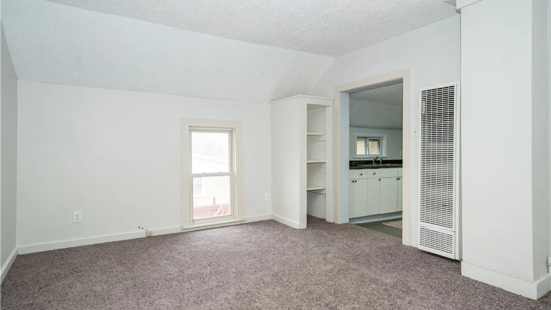 Property at 29 York Street, Evans, NY 14006 28