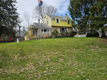 5339 Saint Paul Boulevard, Irondequoit, NY 14617