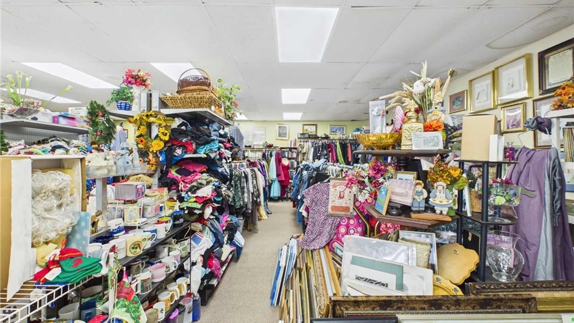 Property at 8656 Buffalo Avenue, Niagara Falls, NY 14304 11