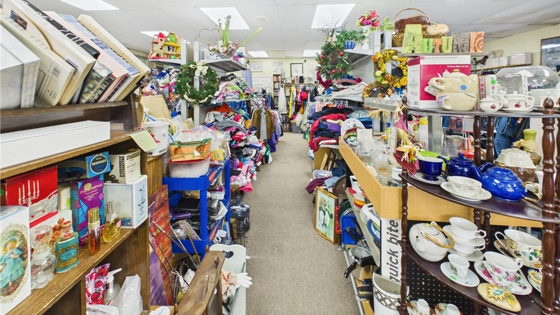 Property at 8656 Buffalo Avenue, Niagara Falls, NY 14304 12