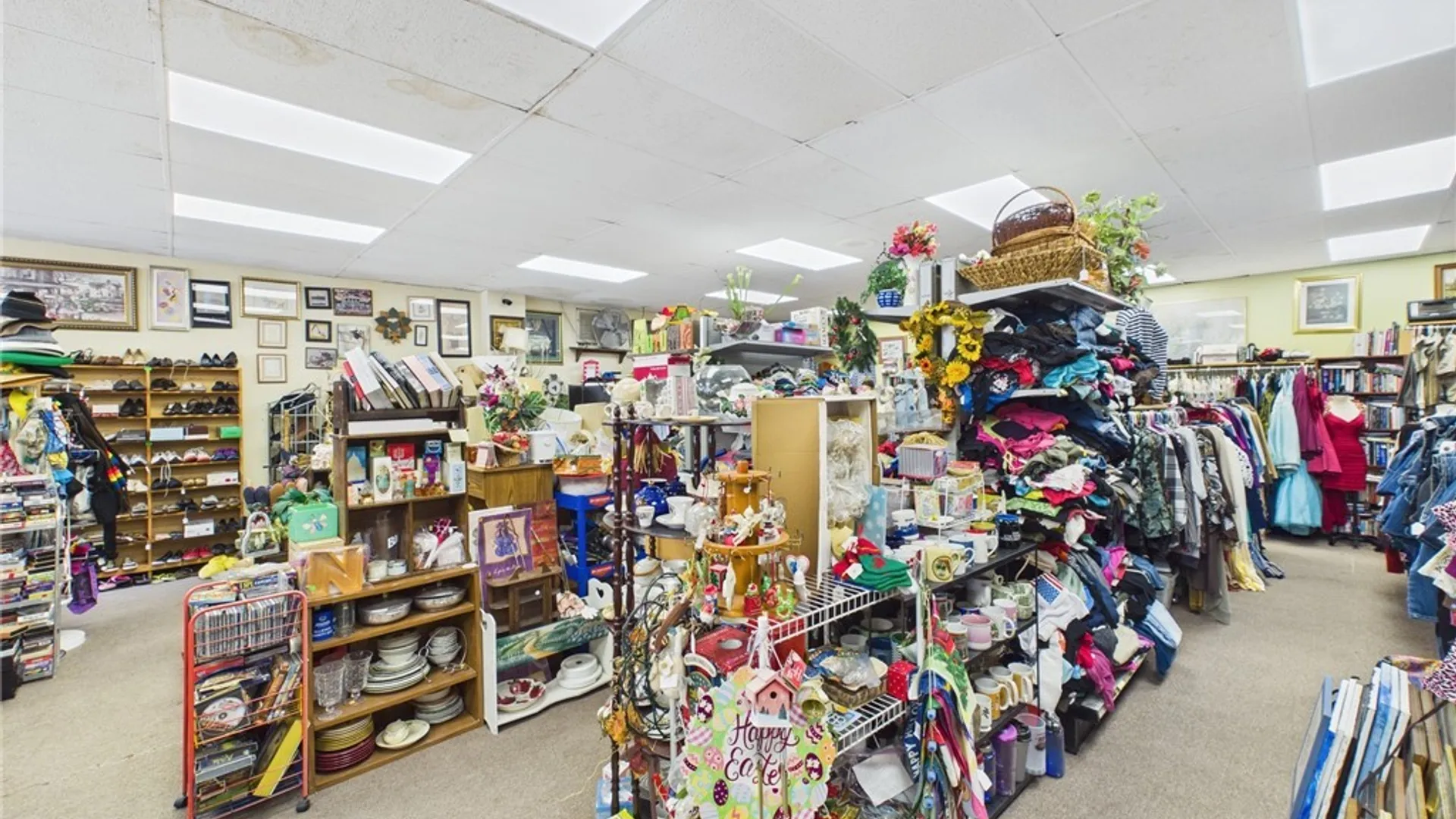 Property at 8656 Buffalo Avenue, Niagara Falls, NY 14304 13