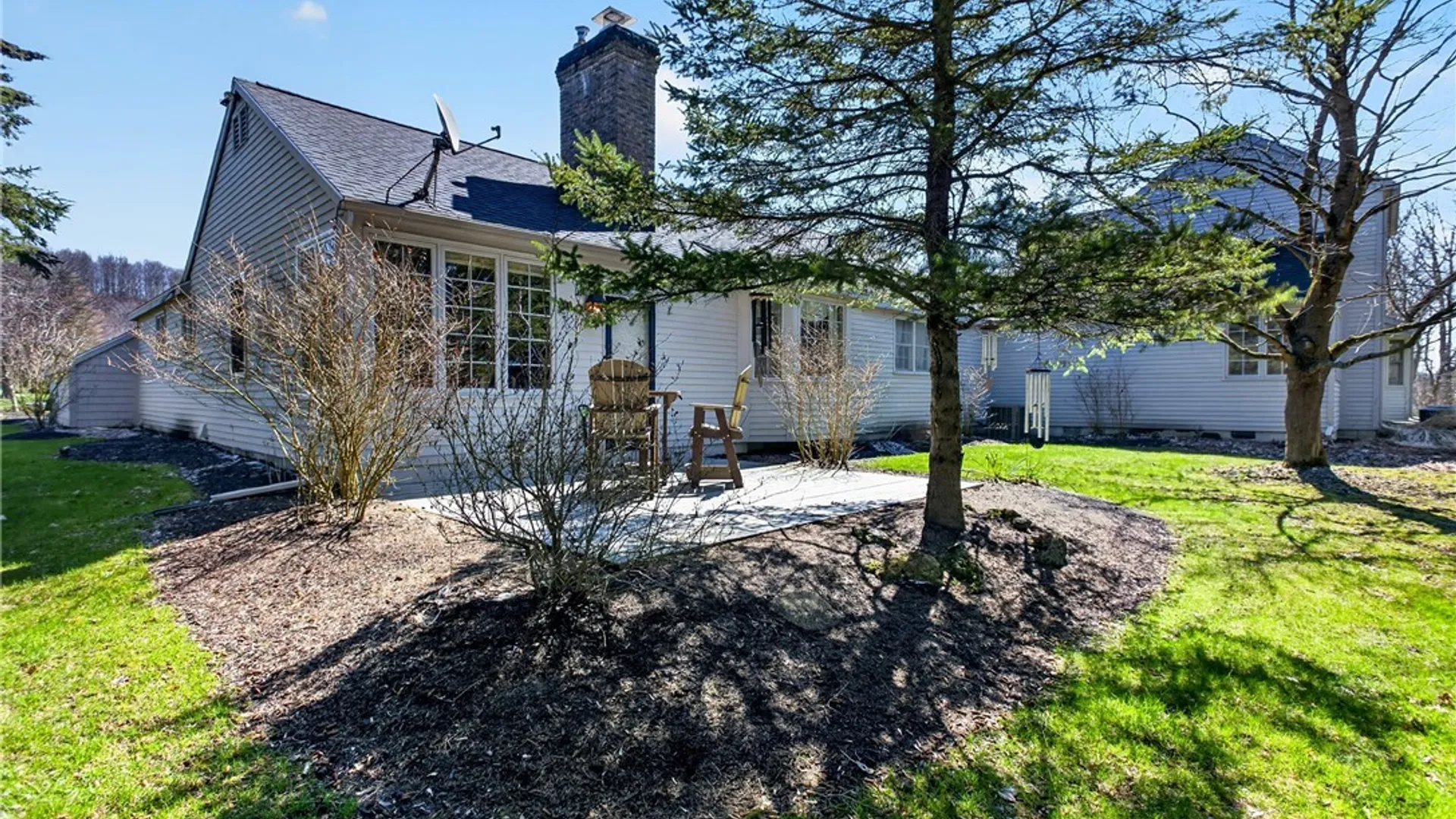 Property at 8300 Decoy Run, Manlius, NY 13104 3