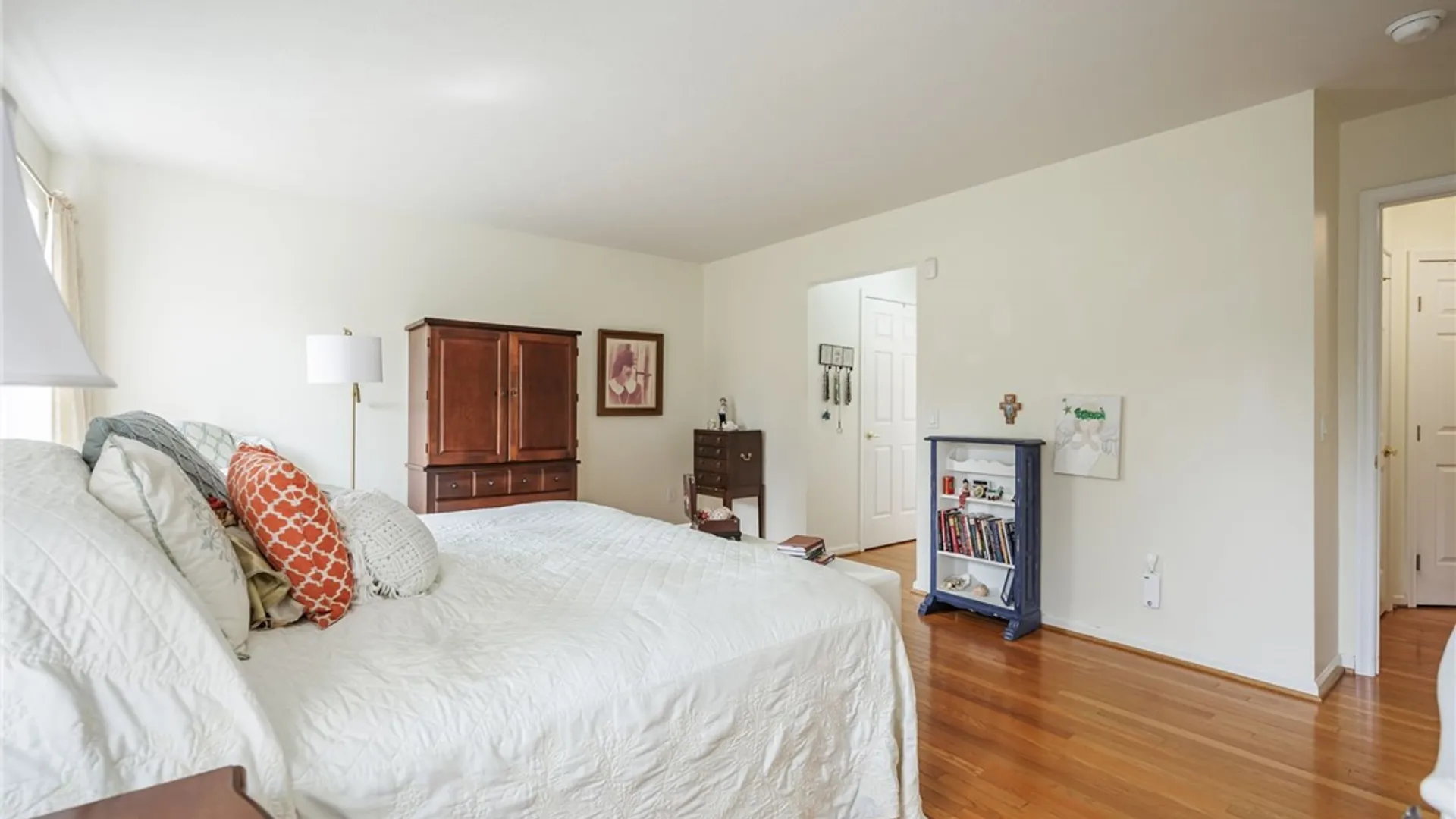 Property at 11 Charissa Run, Henrietta, NY 14623 23