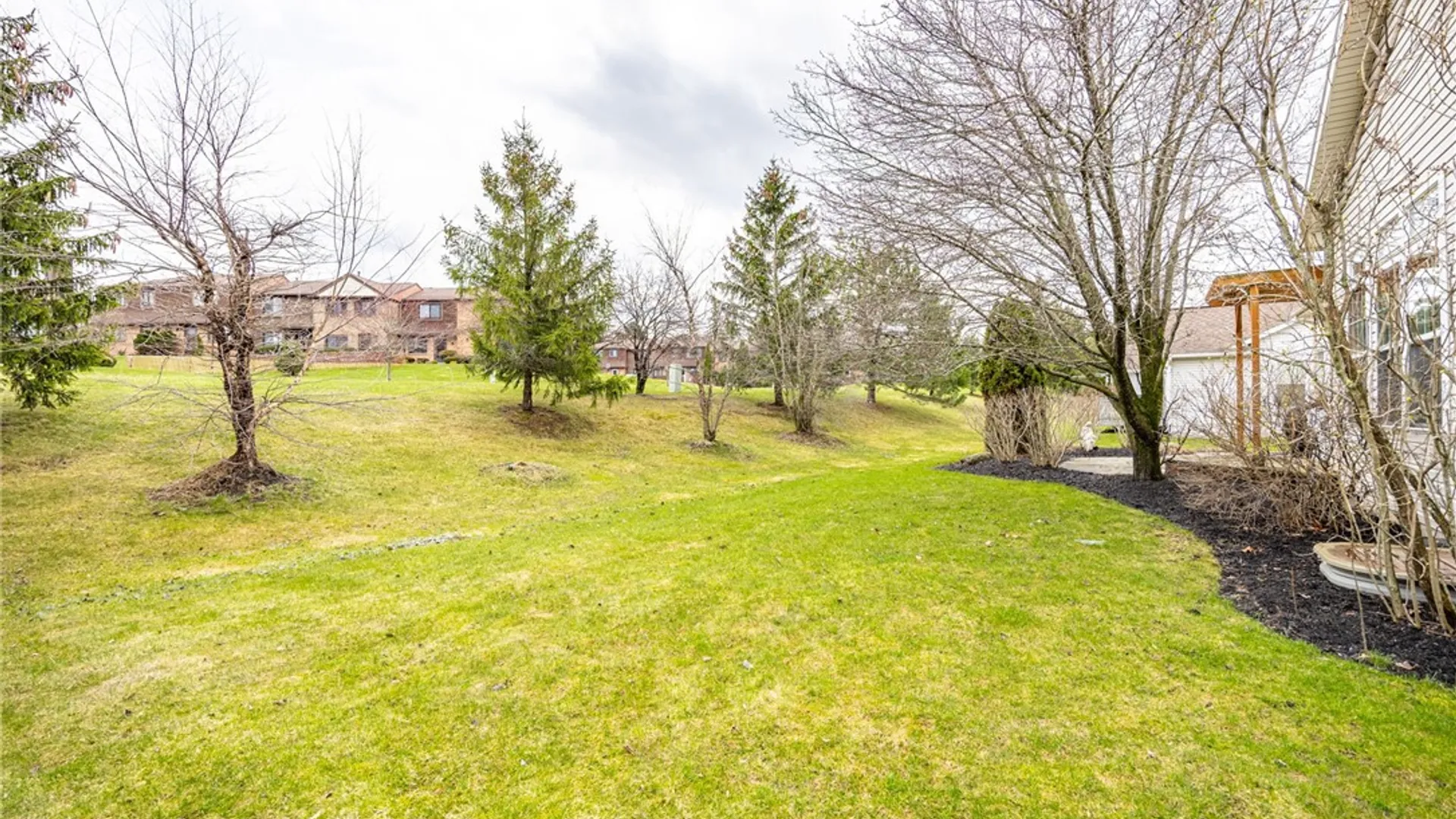 Property at 11 Charissa Run, Henrietta, NY 14623 45