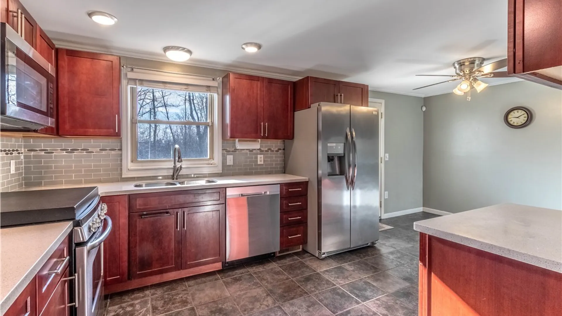 Property at 855 Fairmont Avenue, North Tonawanda, NY 14120 10