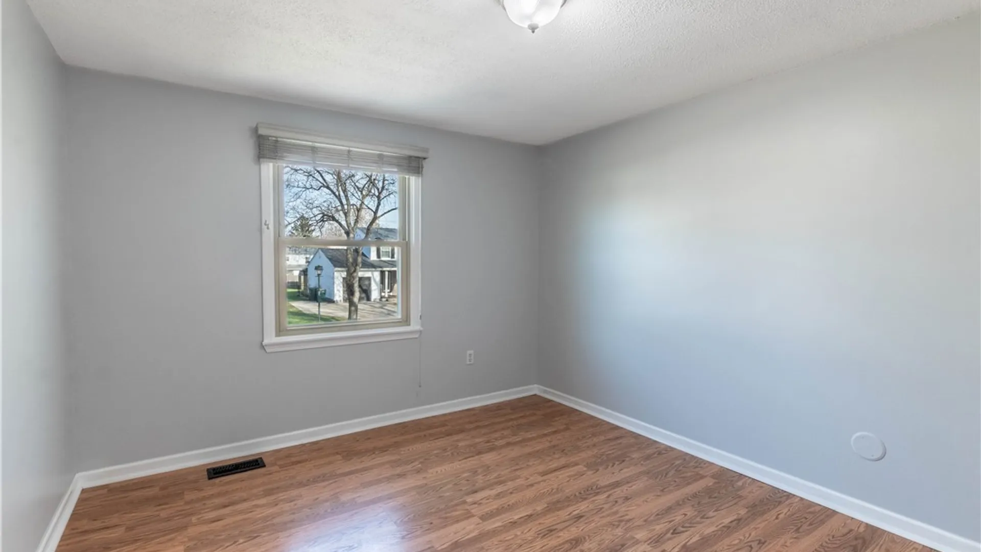 Property at 855 Fairmont Avenue, North Tonawanda, NY 14120 17