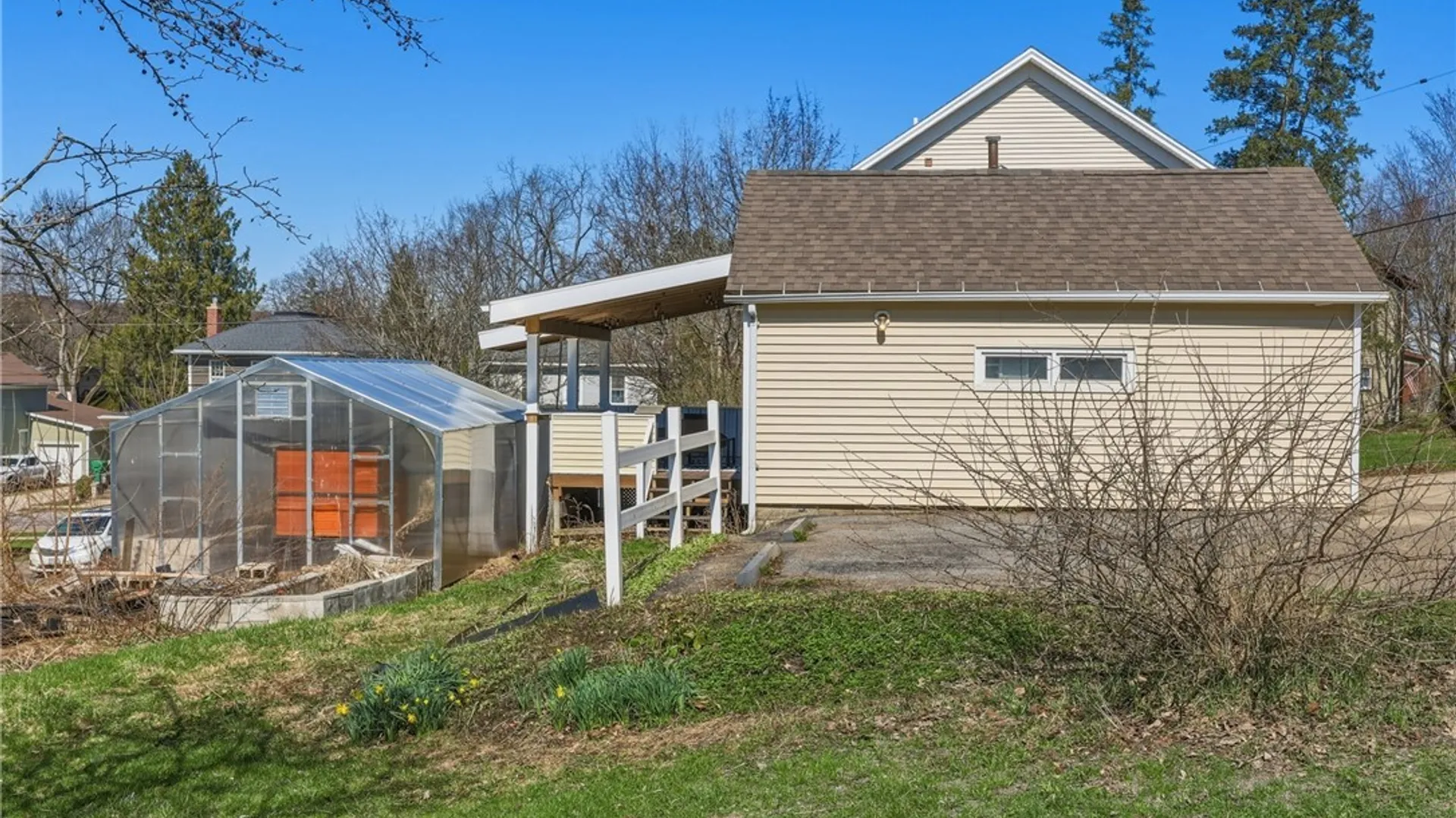 Property at 66 Canada Street, Holland, NY 14080 15