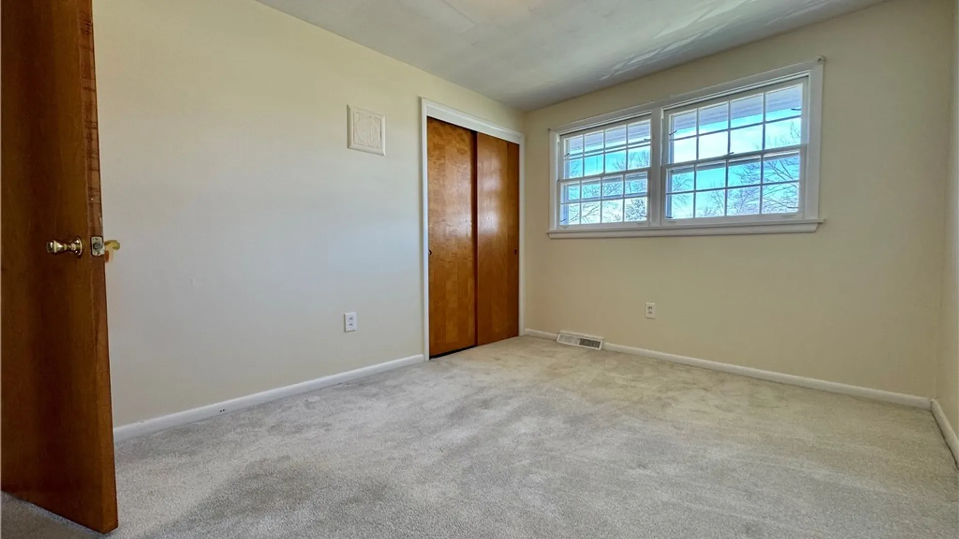 Property at 128 Washburn Drive, DeWitt, NY 13057 31