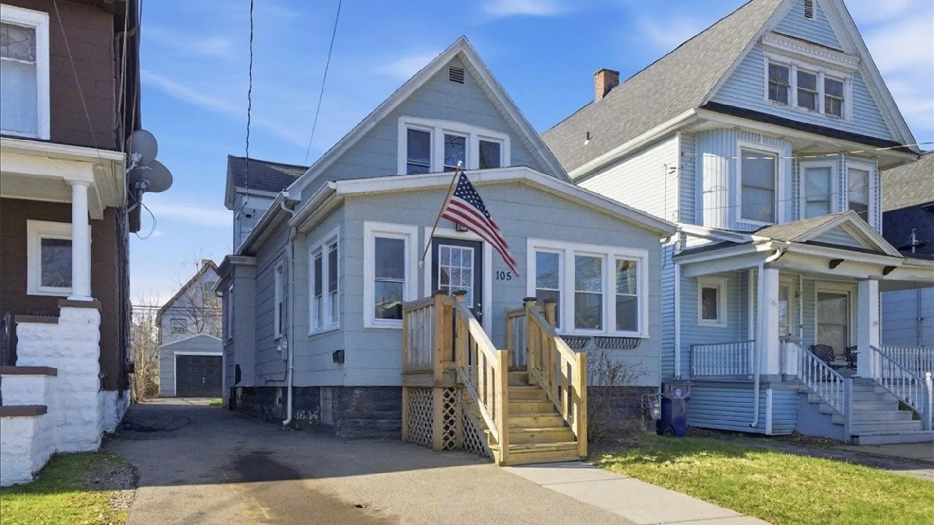 Property at 105 Sheffield Avenue, Buffalo, NY 14220 4