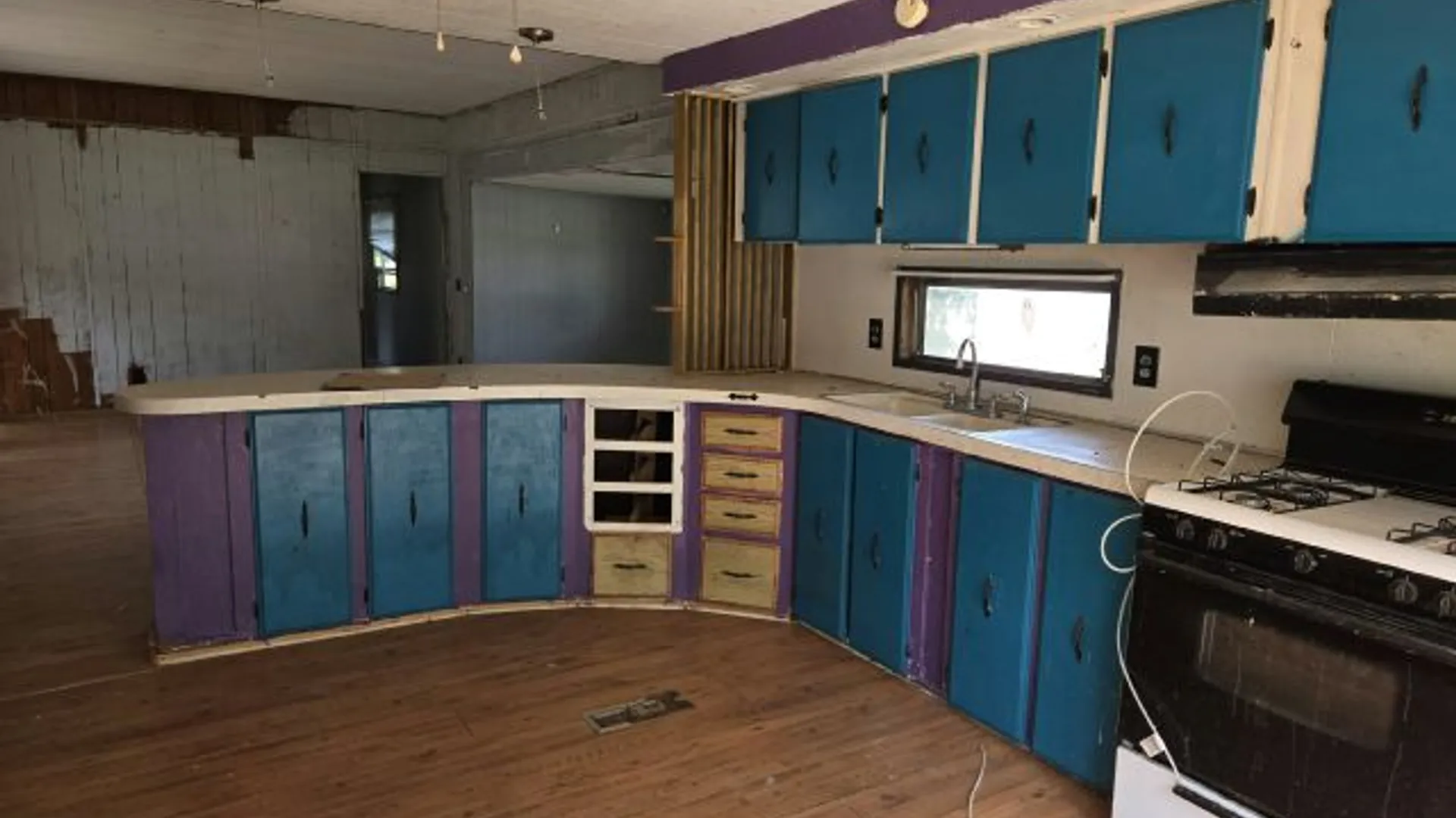 Property at 17 Highridge Terrace, Hamburg, NY 14075 2