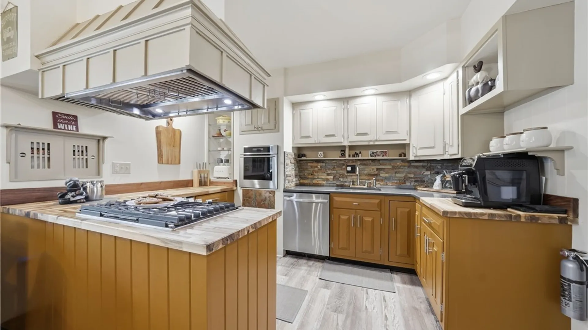 Property at 727 Center Street, Ridgeway, NY 14103 6