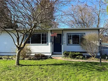 Property at 601 Orchard Street, Manlius, NY 13066
