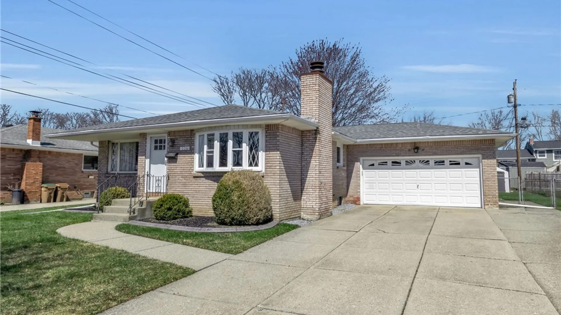 Property at 124 Frantzen, Cheektowaga, NY 14227 2