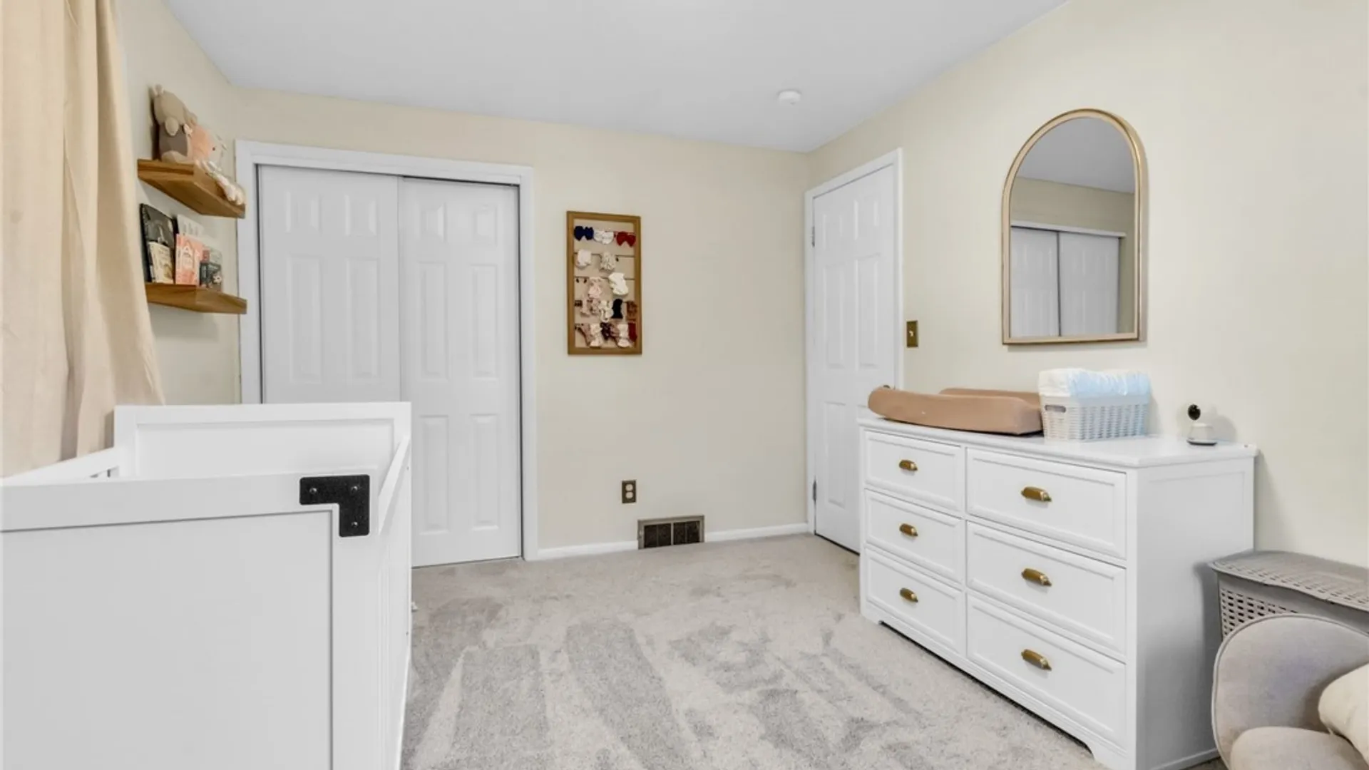 Property at 124 Frantzen, Cheektowaga, NY 14227 26