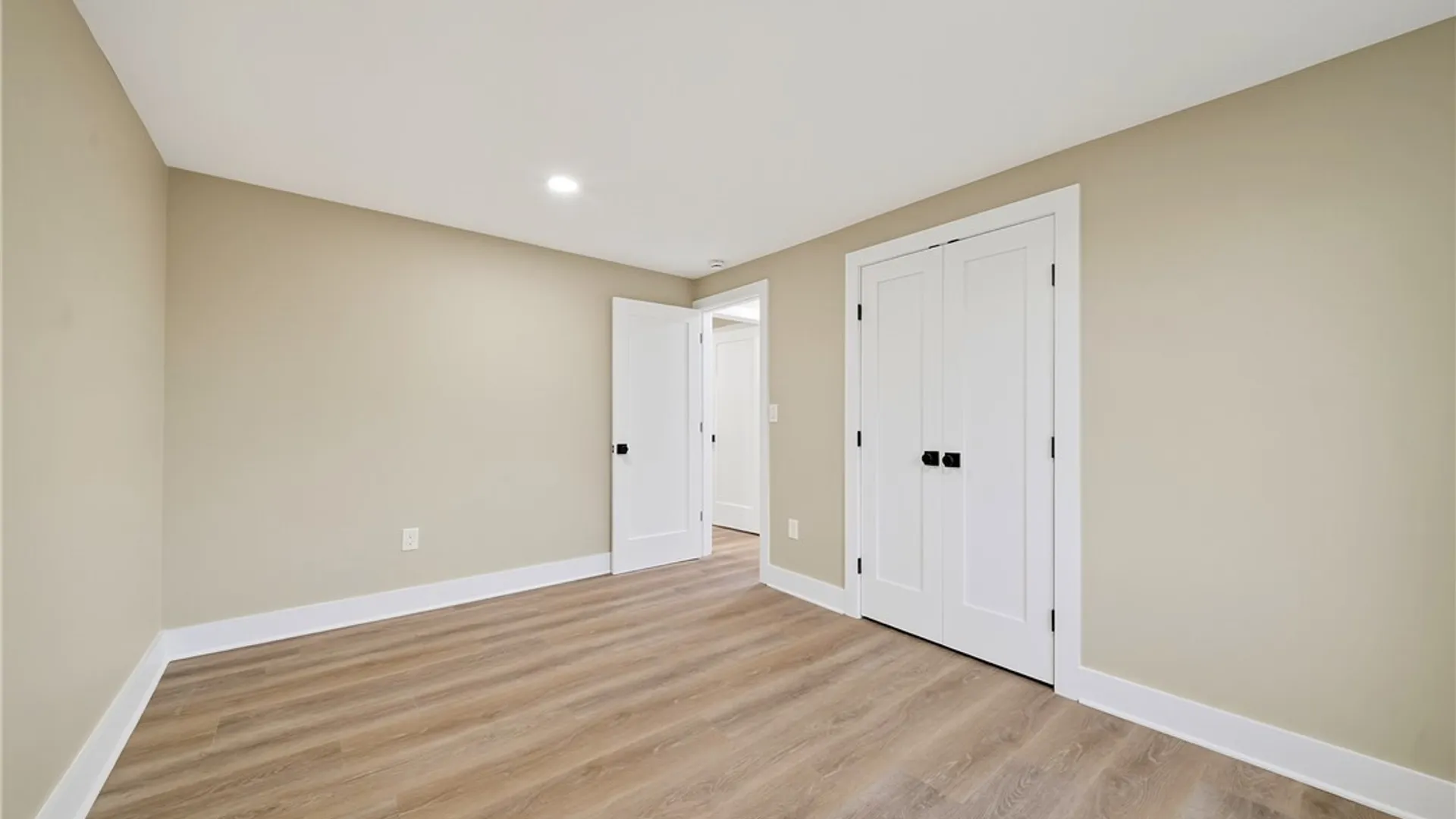 Property at 7923 Appleton Road, Cicero, NY 13039 24