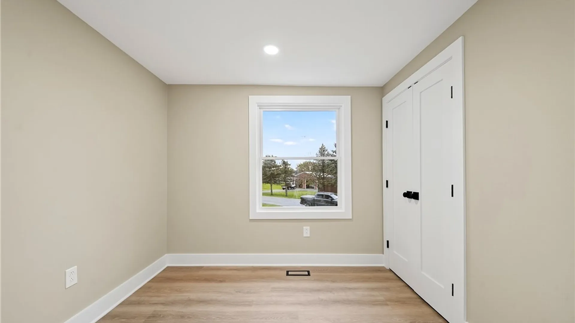 Property at 7923 Appleton Road, Cicero, NY 13039 25