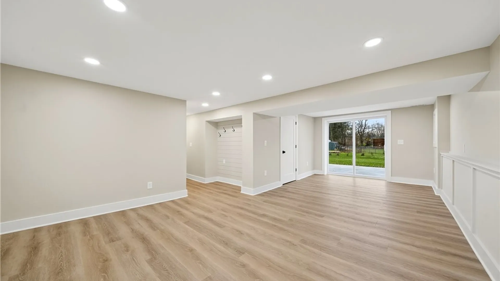 Property at 7923 Appleton Road, Cicero, NY 13039 32