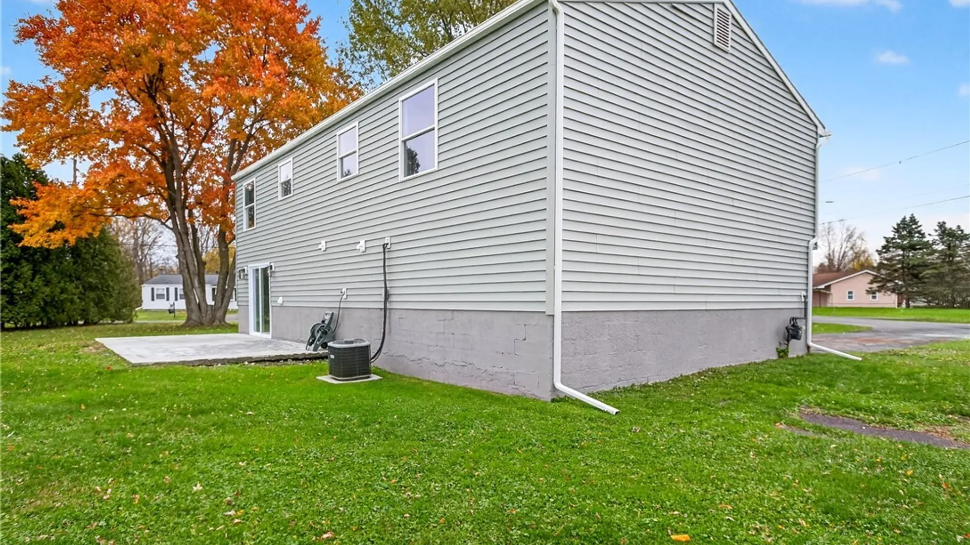 Property at 7923 Appleton Road, Cicero, NY 13039 4