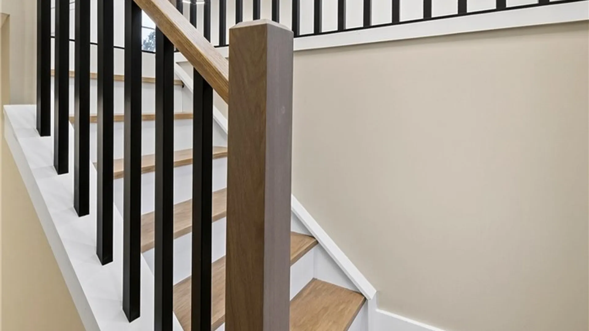 Property at 7923 Appleton Road, Cicero, NY 13039 7