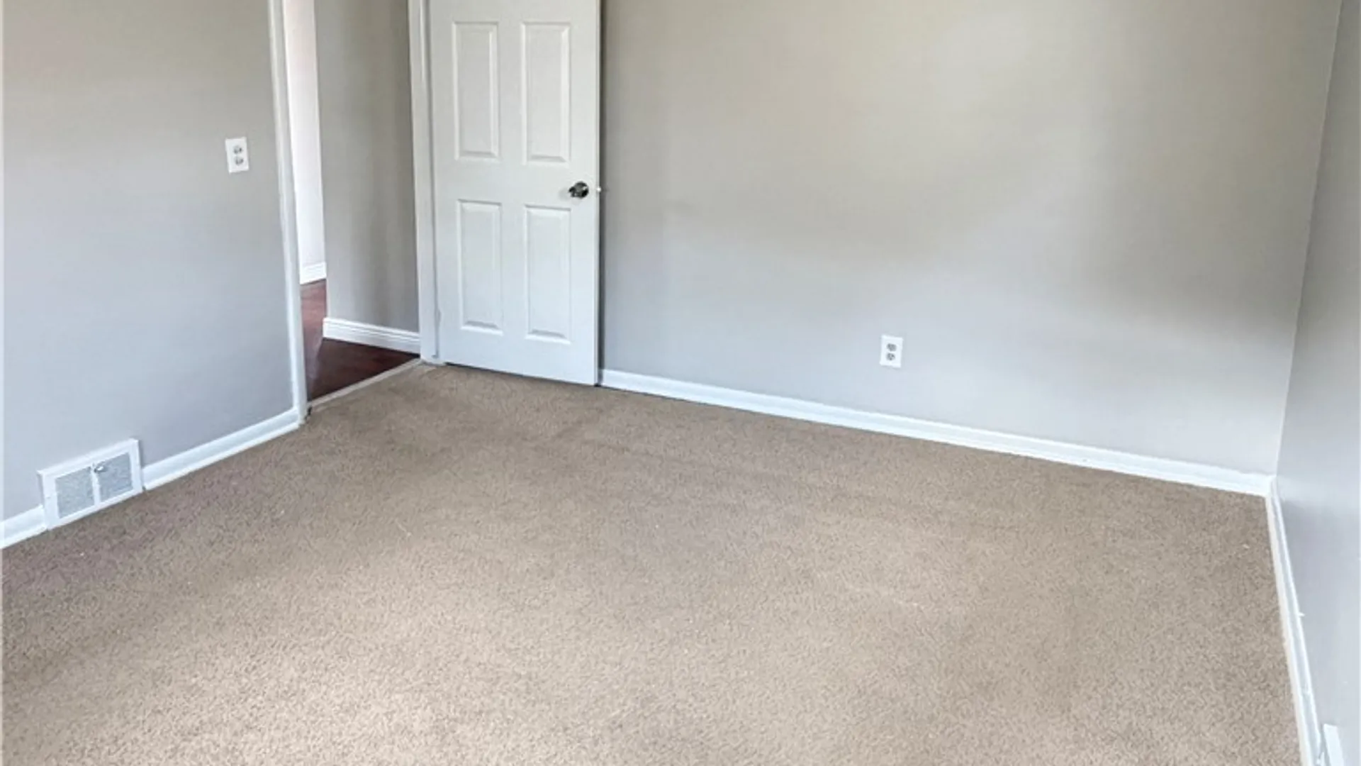 Property at 534 Newbury Street, Rochester, NY 14615 19