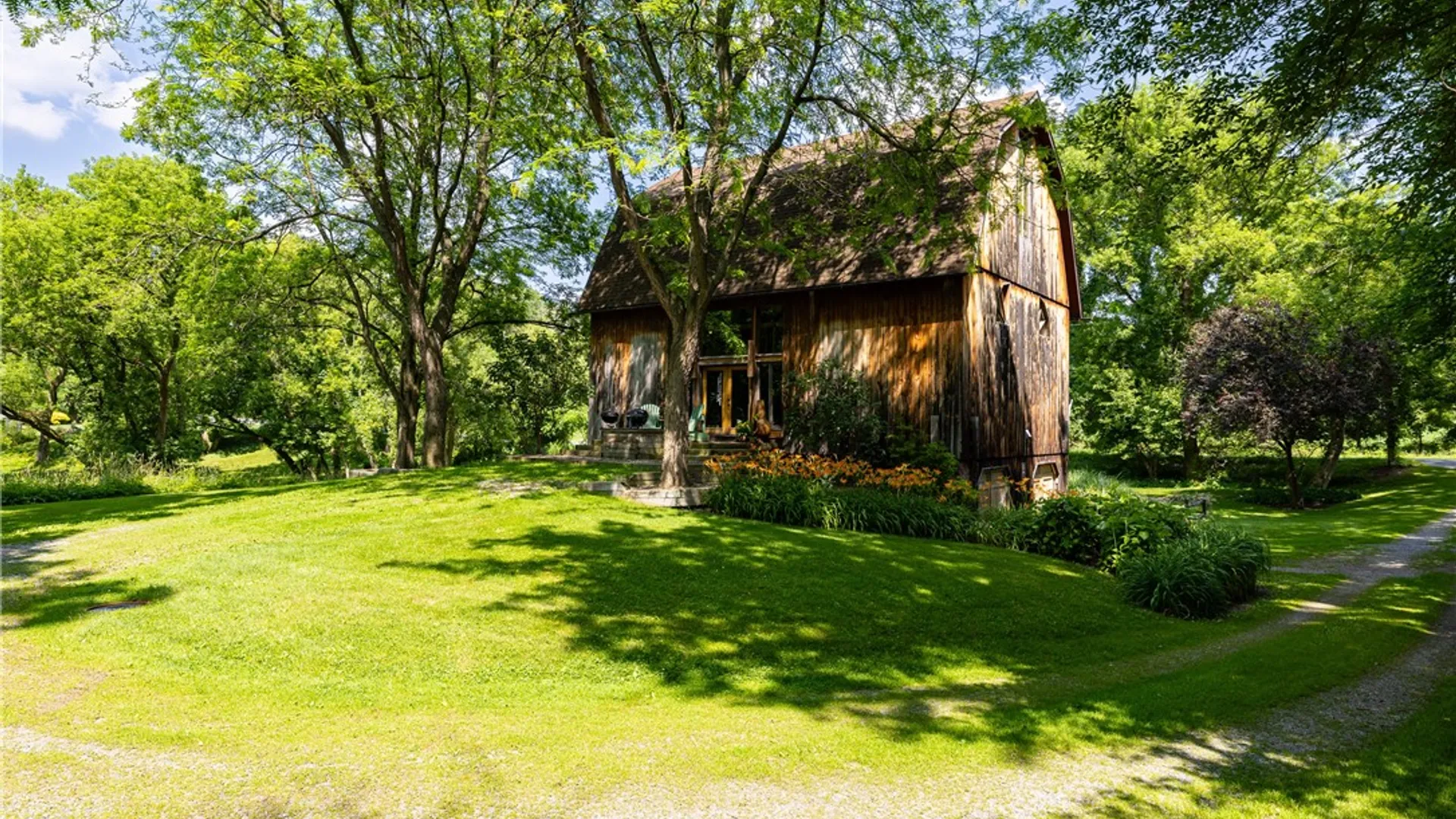 Property at 1050 Strong Road, Victor, NY 14564 3