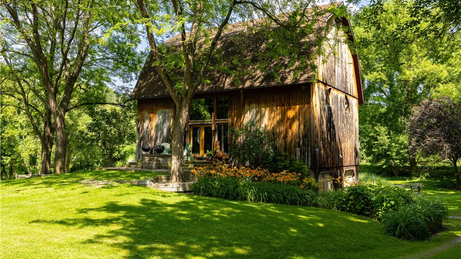 Property at 1050 Strong Road, Victor, NY 14564 4