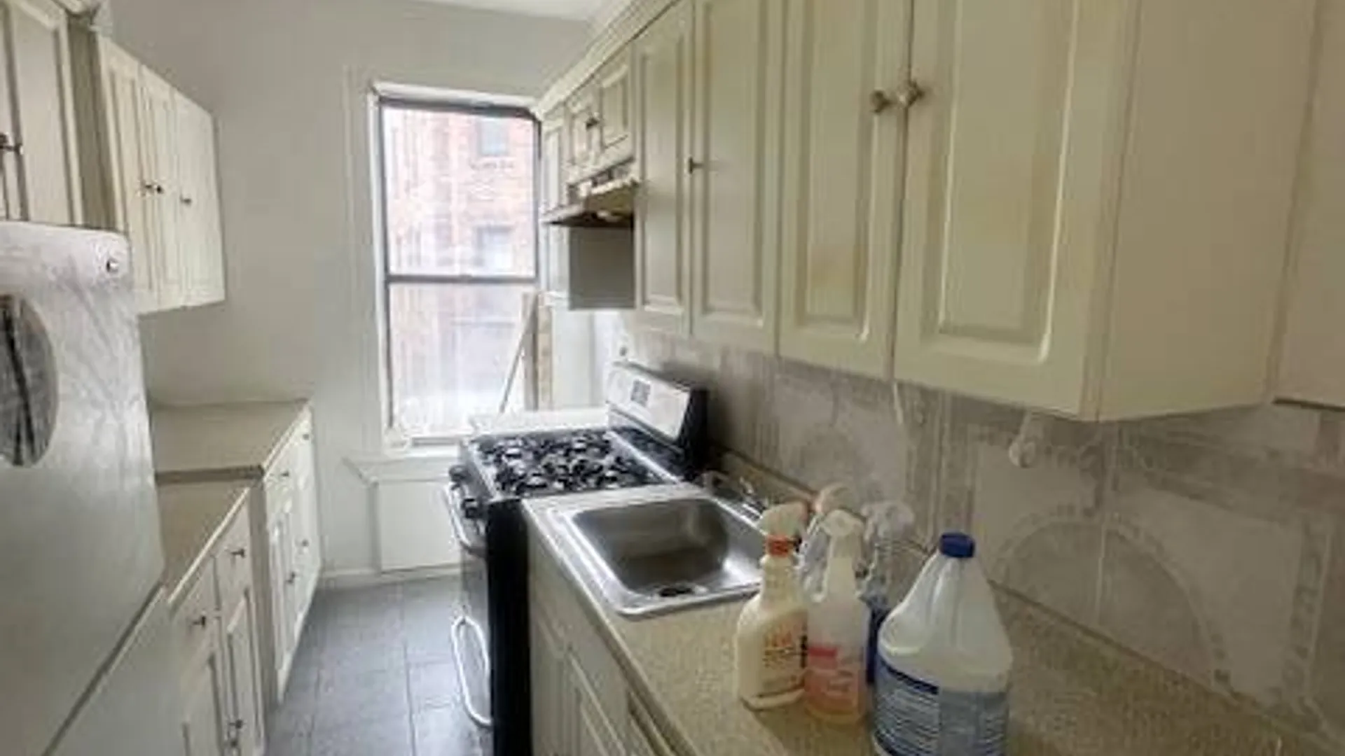 Property at 531 East Lincoln Ave, Mount Vernon, NY 10552 11