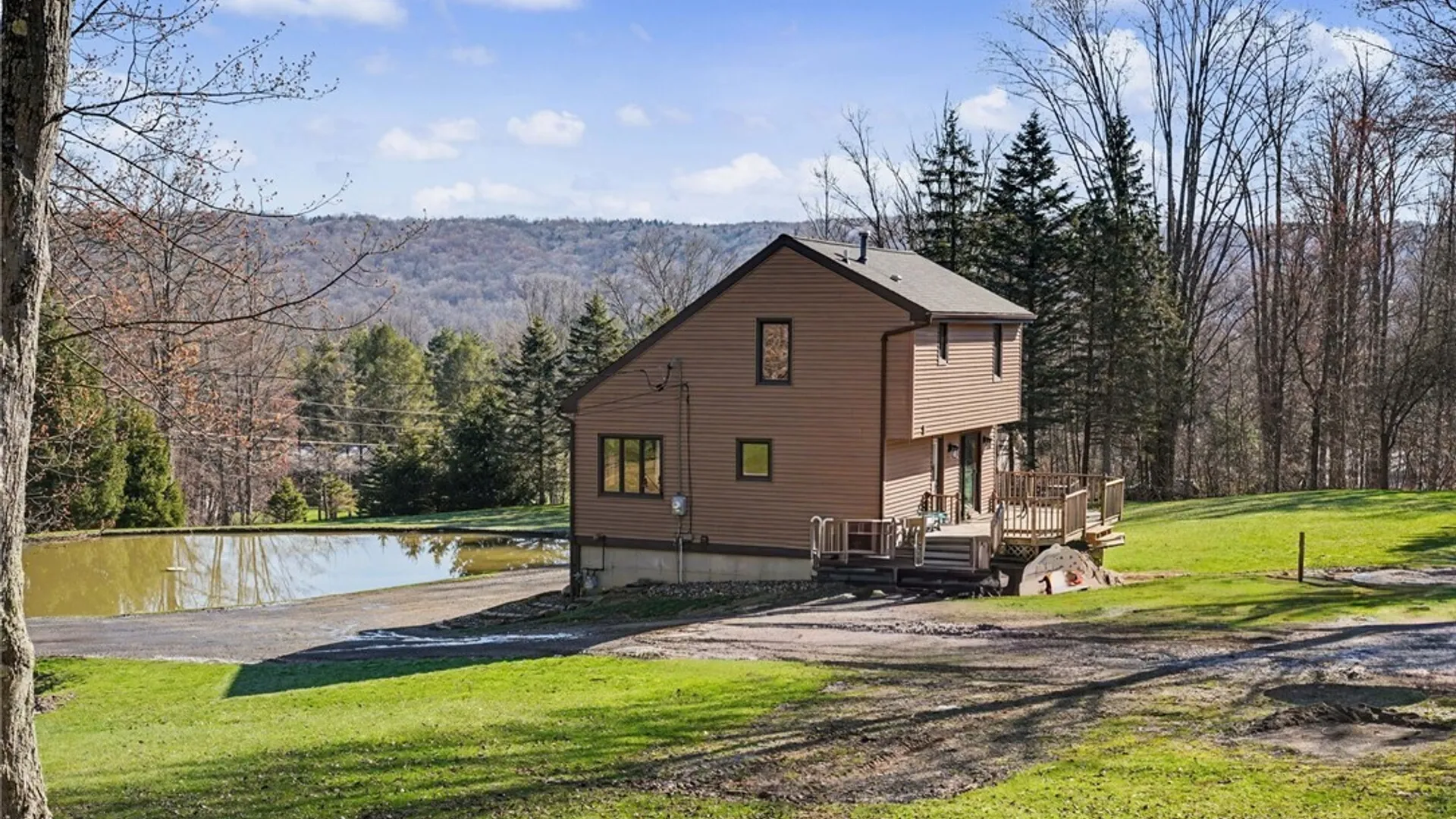 Property at 130 Taylor Hts, Holland, NY 14080 2