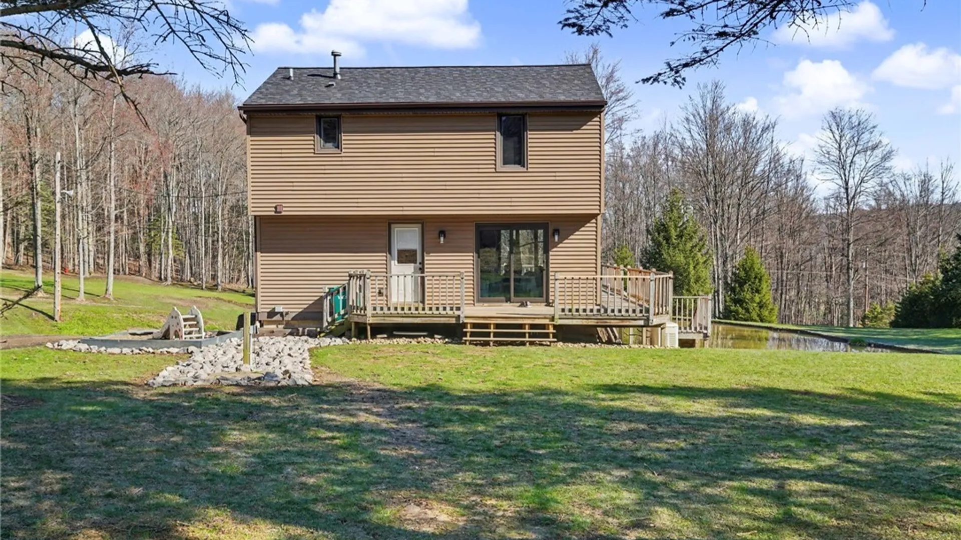 Property at 130 Taylor Hts, Holland, NY 14080 6