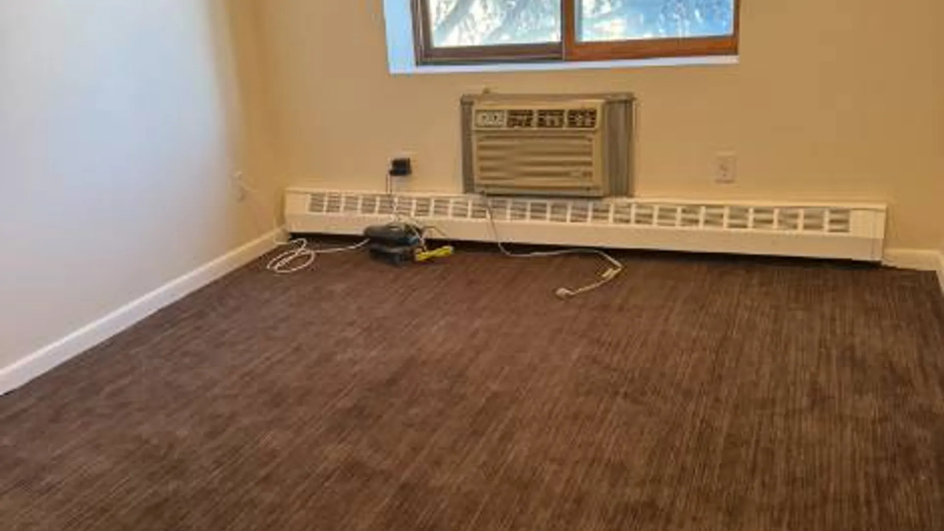 Property at 118-82 Metropolitan Ave, Kew Gardens, NY 11415 13
