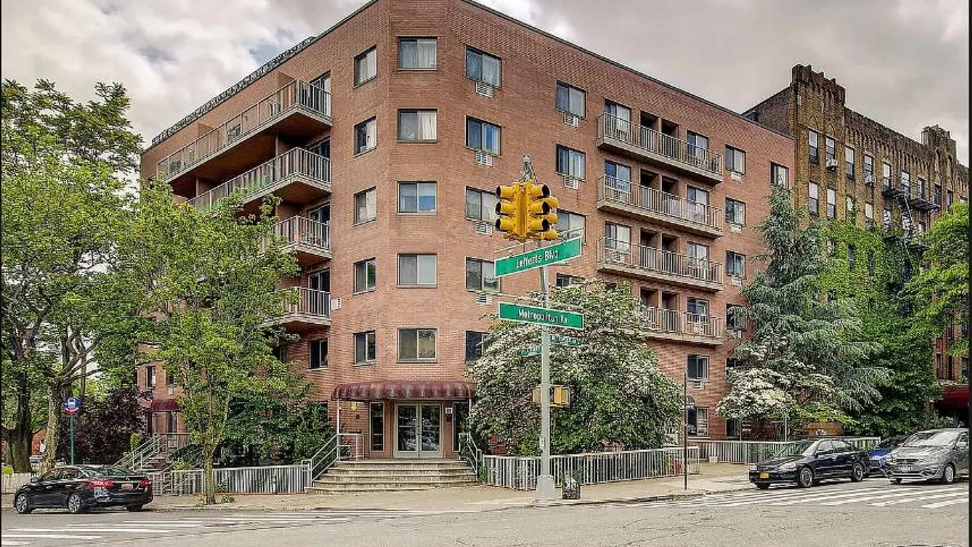 Property at 118-82 Metropolitan Ave, Kew Gardens, NY 11415 2