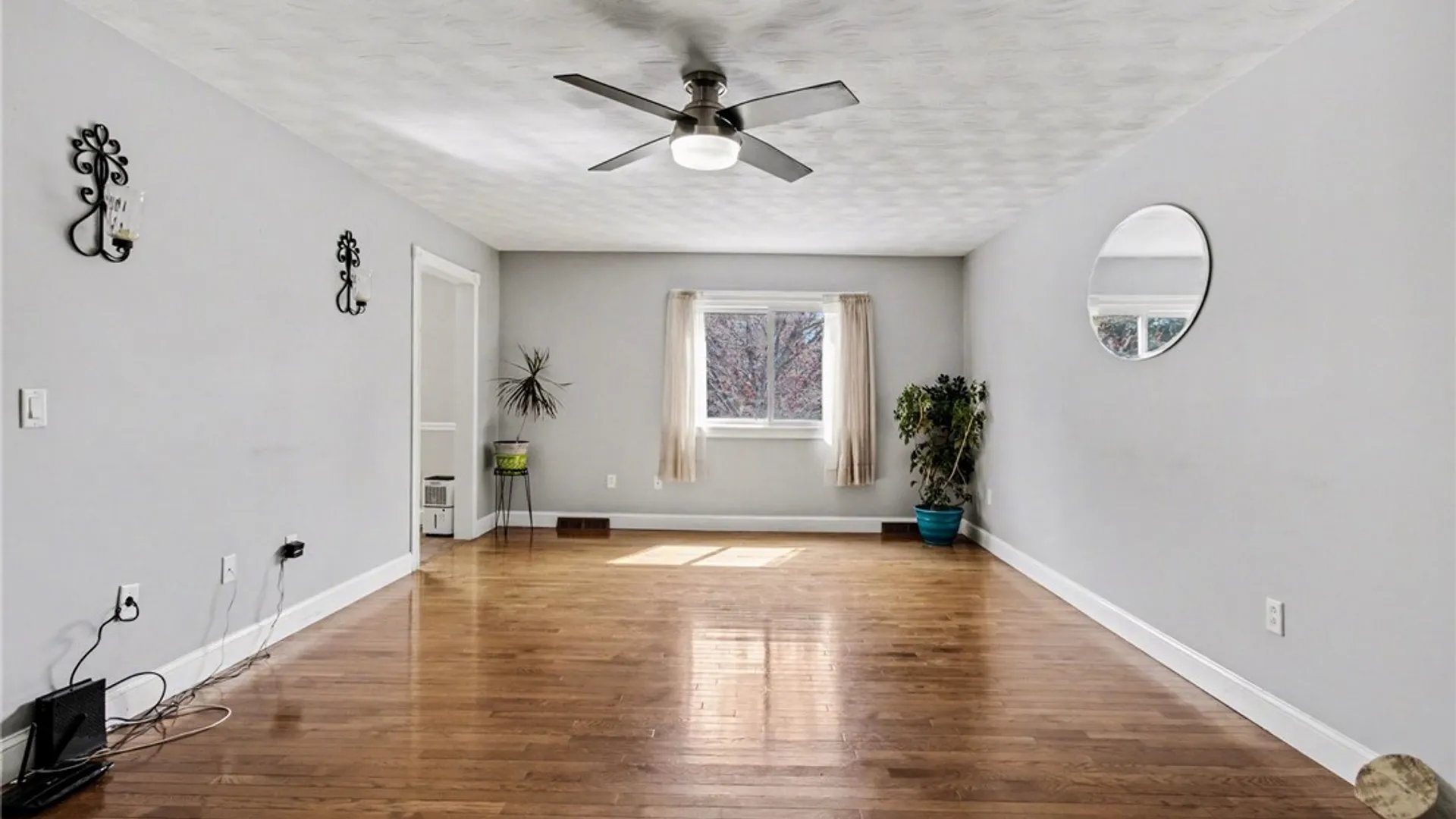 Property at 1333 Whitney Road, Ontario, NY 14519 4