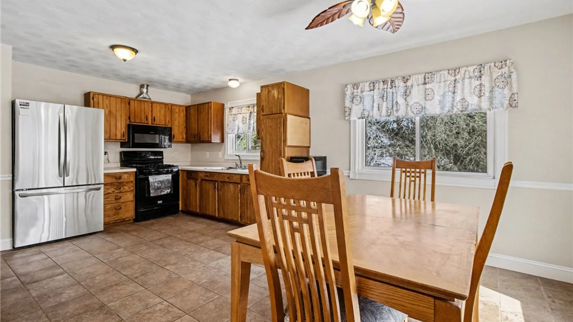 Property at 1333 Whitney Road, Ontario, NY 14519 7