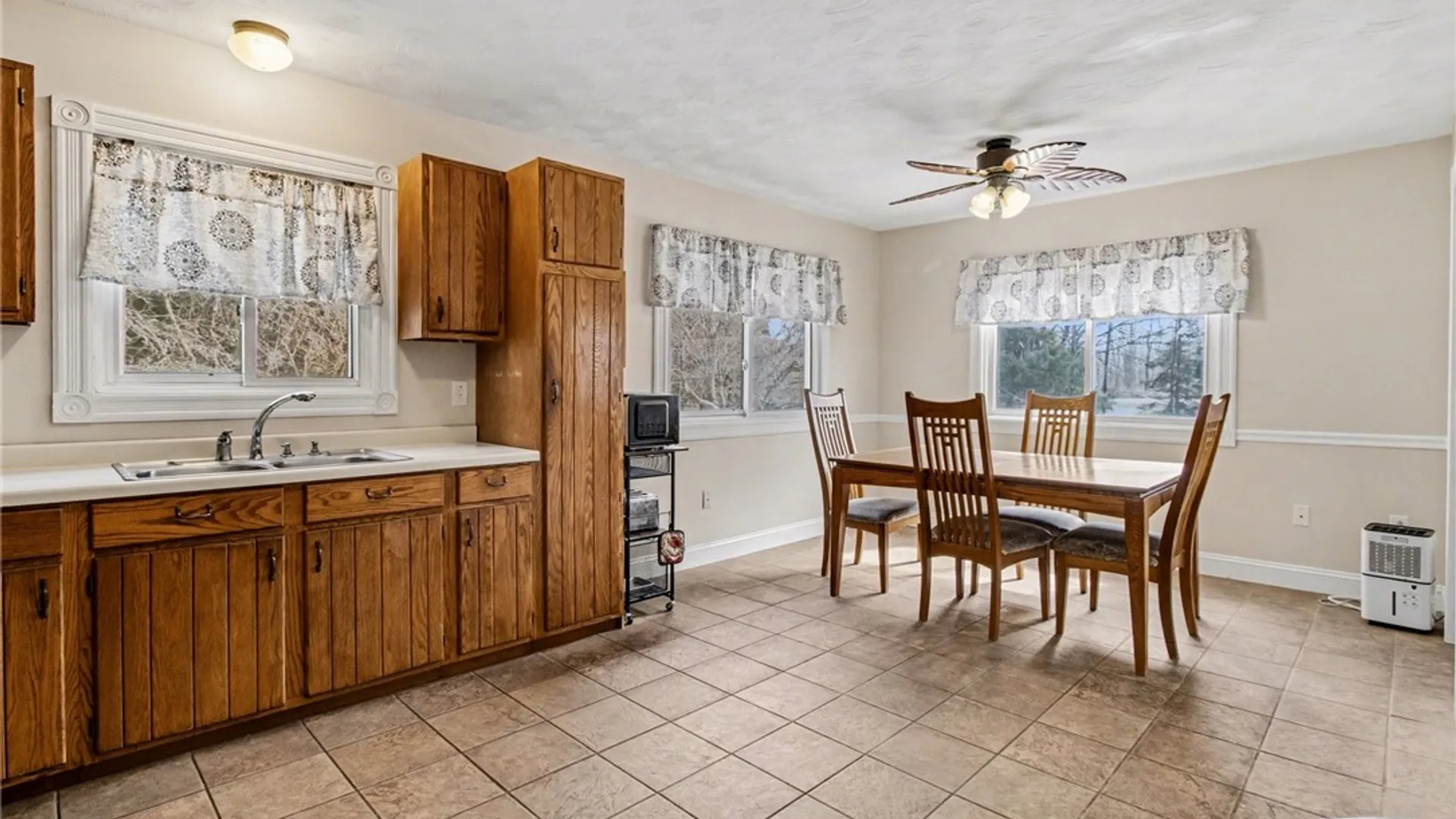 Property at 1333 Whitney Road, Ontario, NY 14519 8