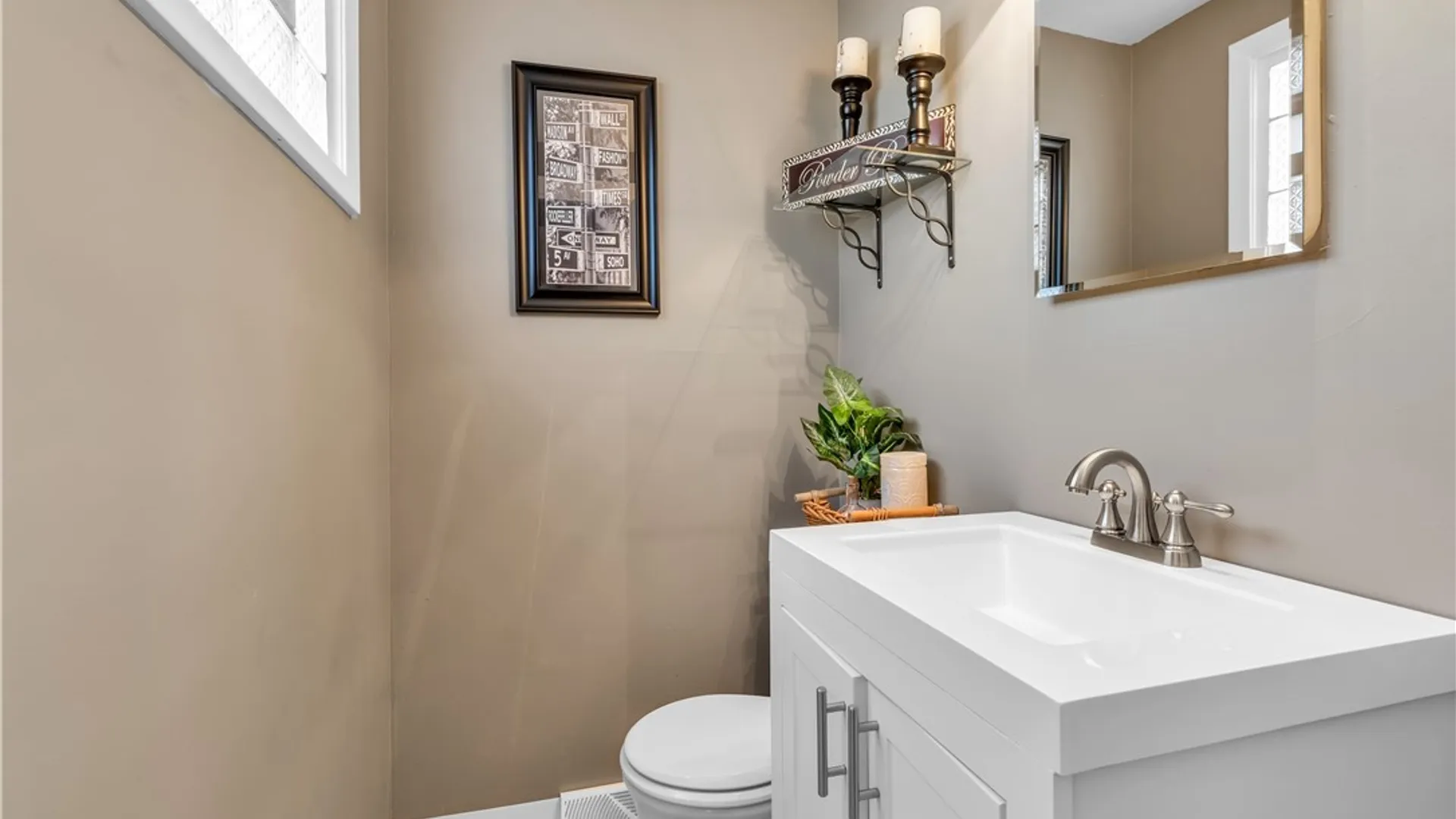 Property at 119 Hanwell Place, Lancaster, NY 14043 16