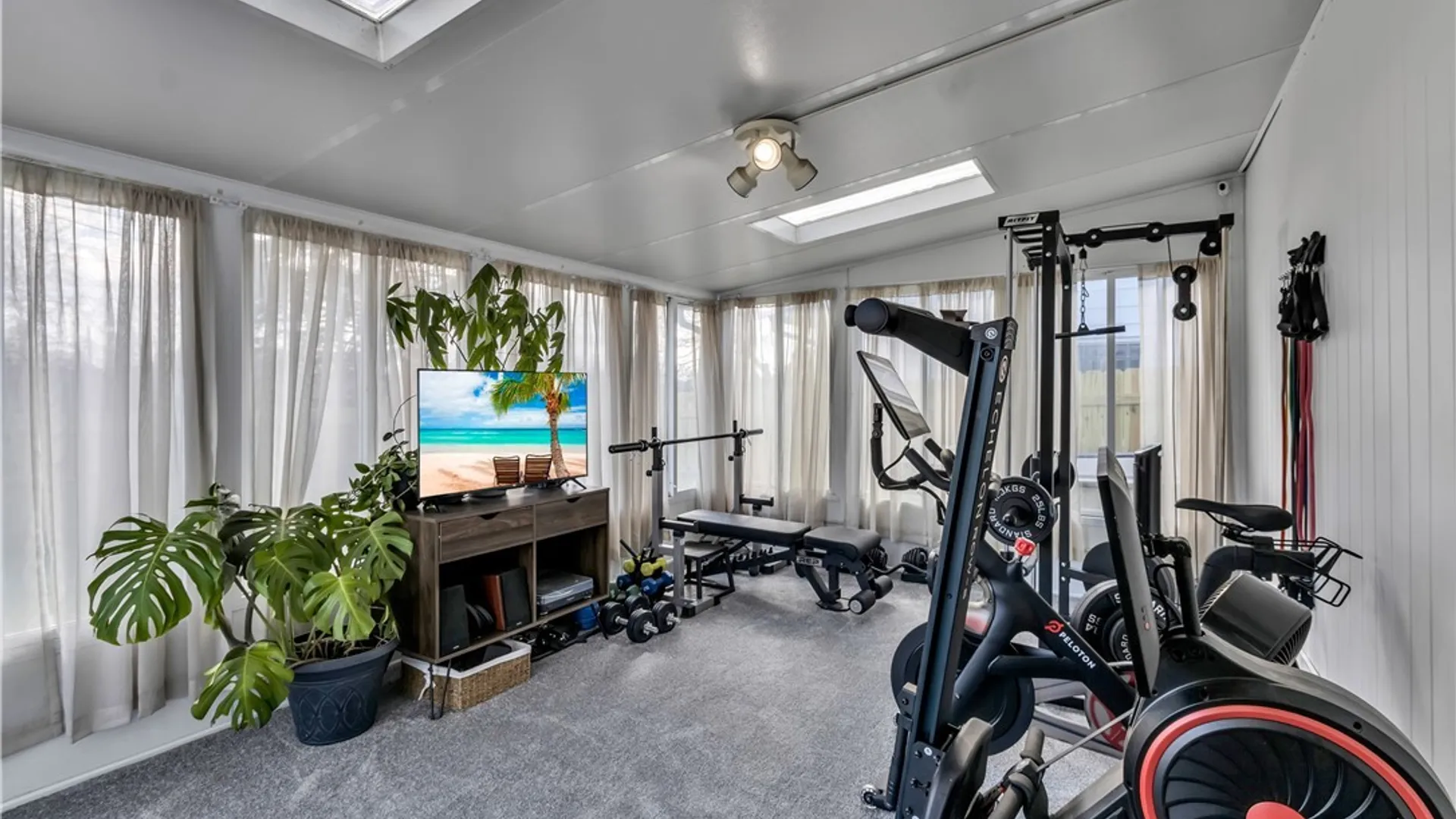 Property at 119 Hanwell Place, Lancaster, NY 14043 17