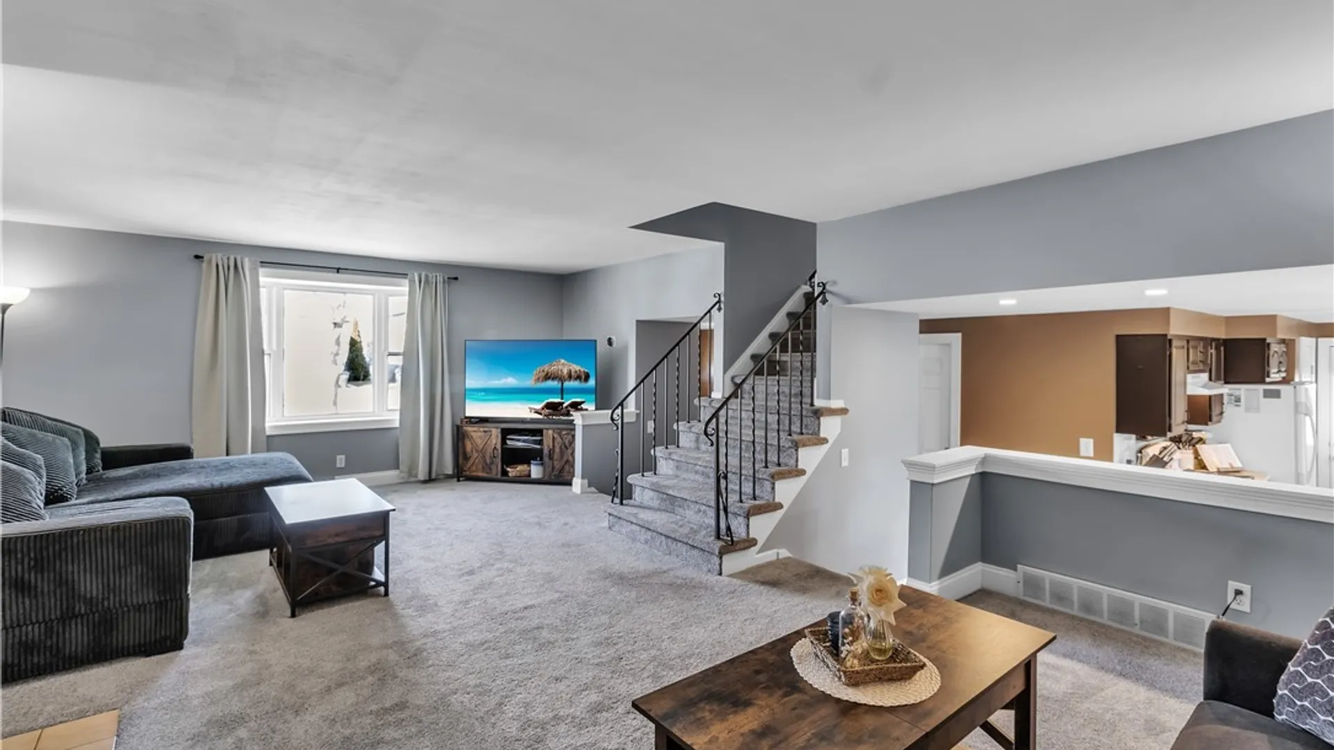 Property at 119 Hanwell Place, Lancaster, NY 14043 5